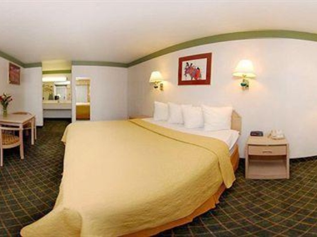 Quality Inn & Suites Albuquerque West