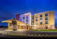 Fairfield Inn & Suites Houma Southeast فنادق في Mathews