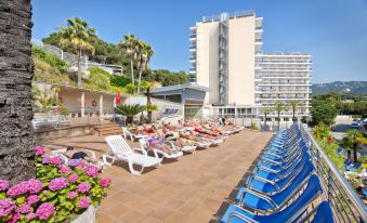 Hotel Oasis Park Splash