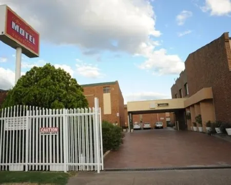 Spa Village Travel Inn Hotels in Moree