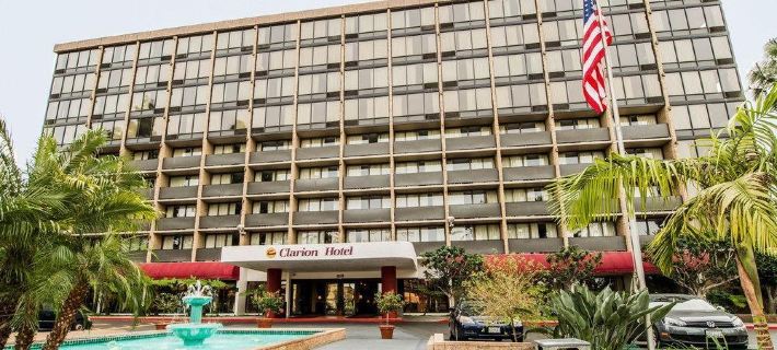 Clarion Hotel Anaheim Resort Hotels in Orange County