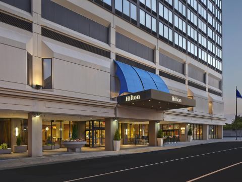 DoubleTree by Hilton Hartford Downtown