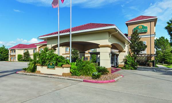 La Quinta Inn & Suites by Wyndham Conroe