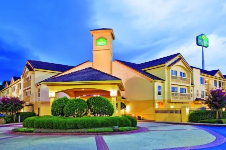 La Quinta Inn & Suites by Wyndham Macon