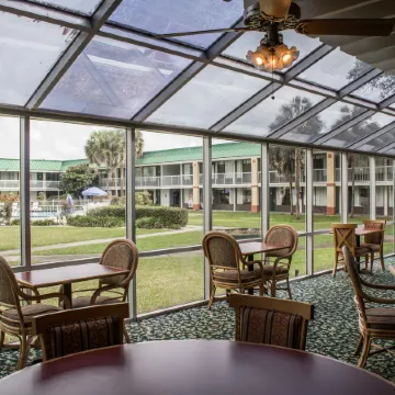 Quality Inn & Suites Brooksville I-75-Dade City