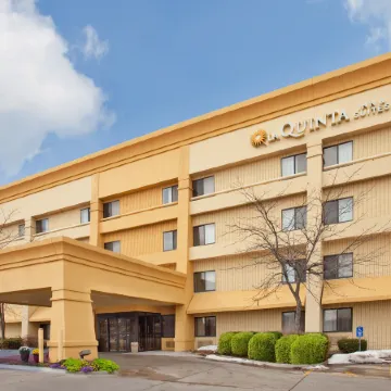 La Quinta Inn & Suites by Wyndham des Moines West Clive