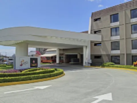 Irazú Hotel & Studios Hotels near Jardines de Rohrmoser Park