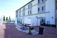 戴明拉昆塔溫德姆套房飯店