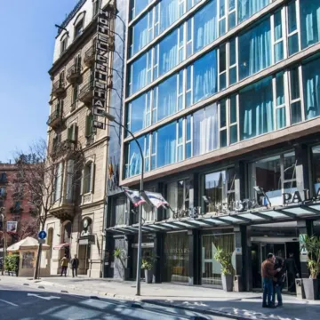 Eurostars Cristal Palace Hotels near Borras Theatre