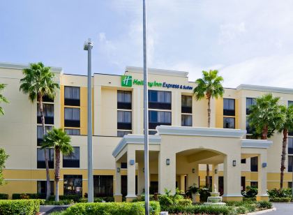 Holiday Inn Express & Suites Kendall East - Miami