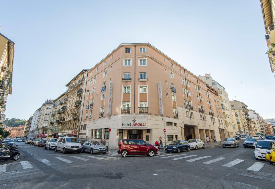 Hôtel Port Lympia - Évaluations de l'hôtel 4 étoiles à Nice