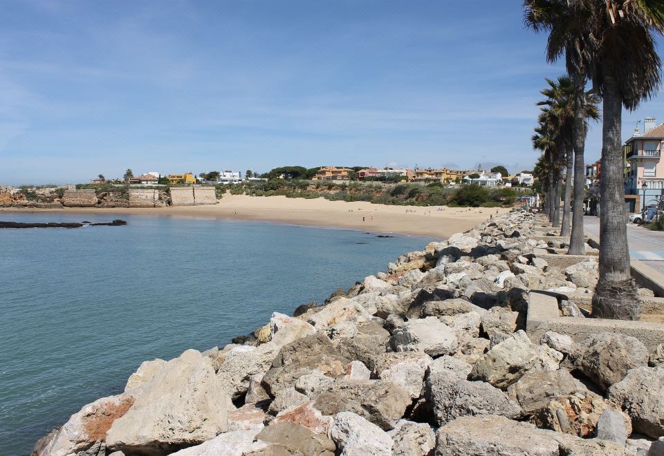 Apartamentos Puerto Sherry - Valoraciones de hotel de 2 estrellas en Bahía  de Cádiz