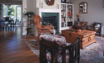 Humboldt House B&B - Housity