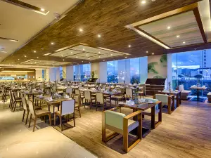 A La Carte Da Nang Beach