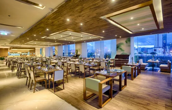 樂卡爾特峴港海灘酒店