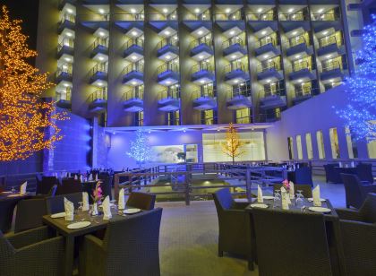Long Beach Hotel