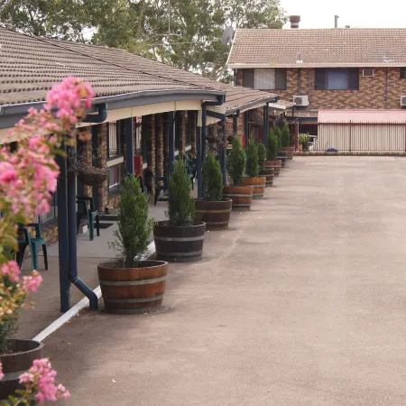 Old Maitland Inn