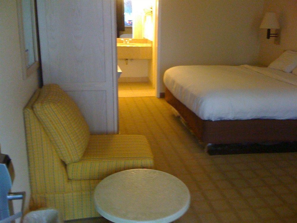 Americas Best Value Inn Houston Hobby Airport