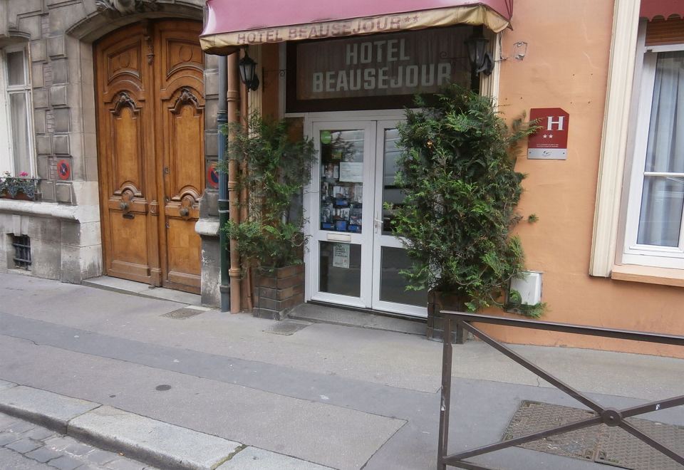 Hôtel Beauséjour - Évaluations de l'hôtel 2 étoiles à Rouen