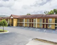 Econo Lodge Coliseum