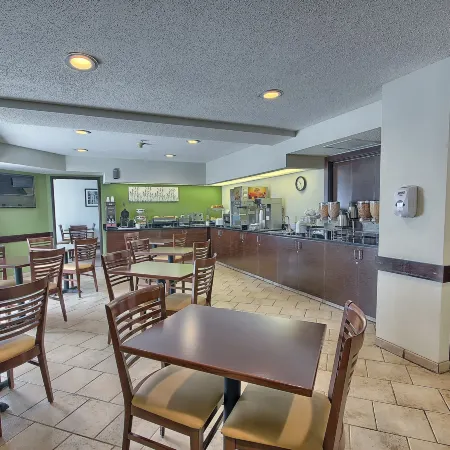 Sleep Inn & Suites Cross Lanes - South Charleston