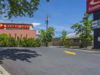 Econo Lodge Motel Village Hotels near Foothills Athletic Park