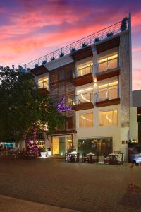 Khách sạn giá rẻ gần Galeria Luis Sottil, Playa Del Carmen 