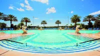 The Ritz-Carlton Orlando, Grande Lakes فنادق في أورلاندو