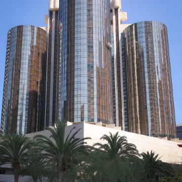 The Westin Bonaventure Hotel & Suites, Los Angeles Отели рядом с достопримечательностью «Выставочный парк»