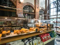 AMTD Idea Tribeca Hotel Các khách sạn gần Khu Tribeca