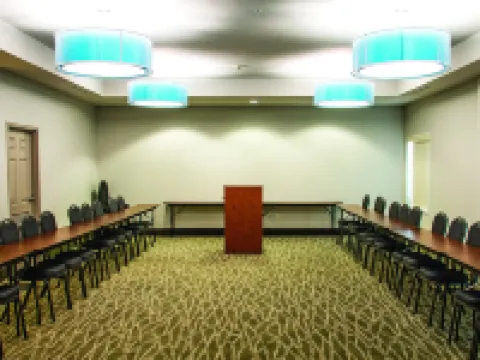 La Quinta Inn & Suites by Wyndham Mansfield TX Hotels in Mansfield