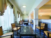 La Quinta Inn & Suites by Wyndham Bowling Green - Bữa sáng