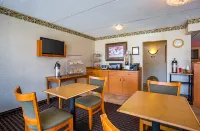 SureStay Hotel by Best Western Tupelo North - breakfast