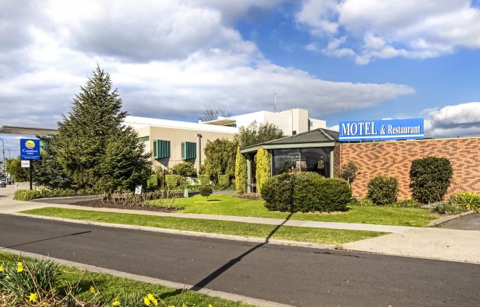 Cedar Lodge Motel