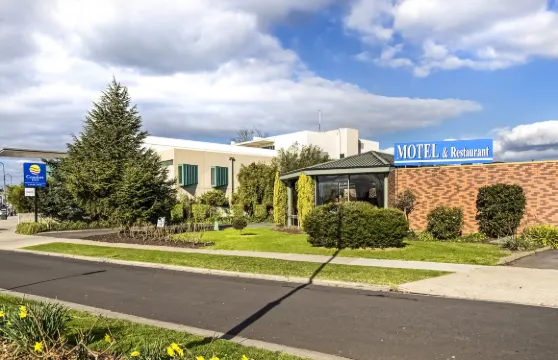 雪松小屋汽車旅館