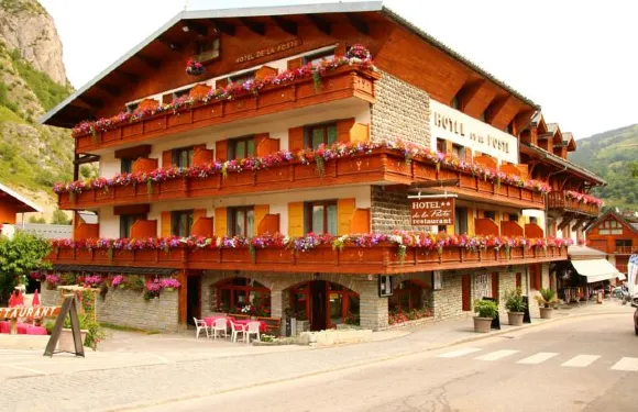 德拉寶斯特酒店