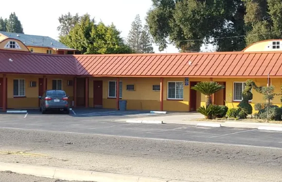 利德利汽車旅館