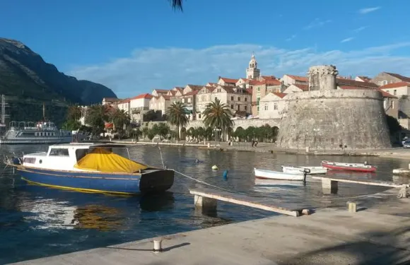 科爾丘拉菲歐力諾旅館