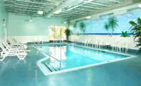 Best Western Plus Gatineau-Ottawa Downtown - piscina