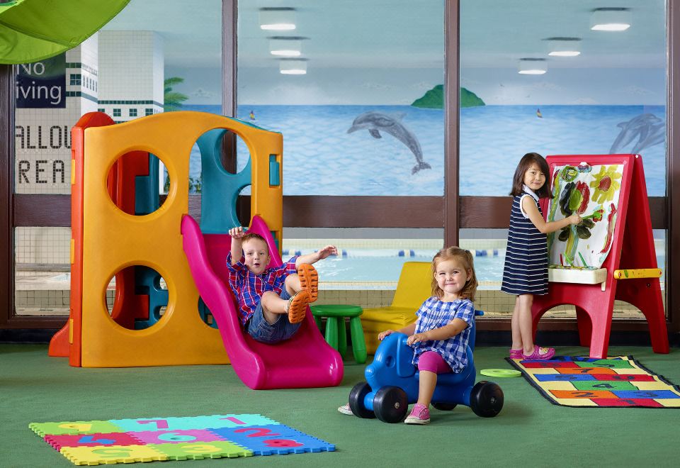 Chelsea Hotel Toronto Over view