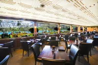 Bayshore Inn & Spa - Parkplatz