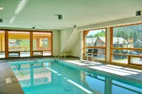 Moose Hotel and Suites - Uima-altaat
