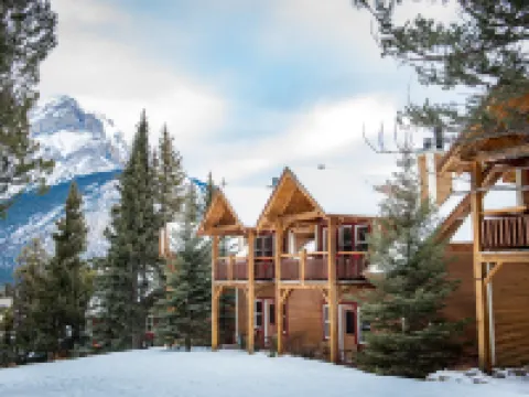 バッファロー マウンテン ロッジ バンフのホテル