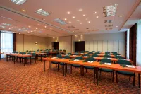 Trans World Hotel Donauwelle