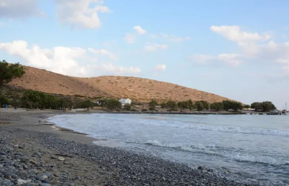 託洛斯客房旅館