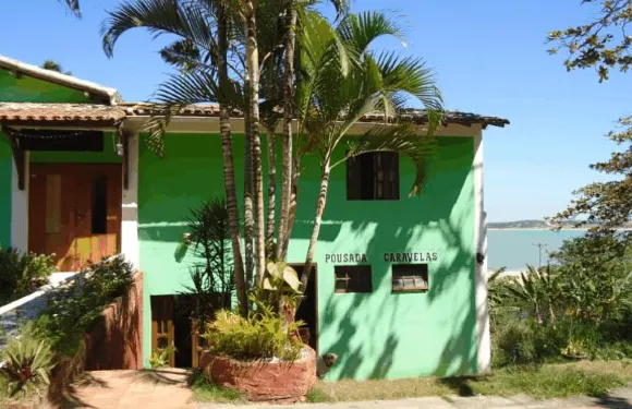 波莎達喀爾拉維爾旅館