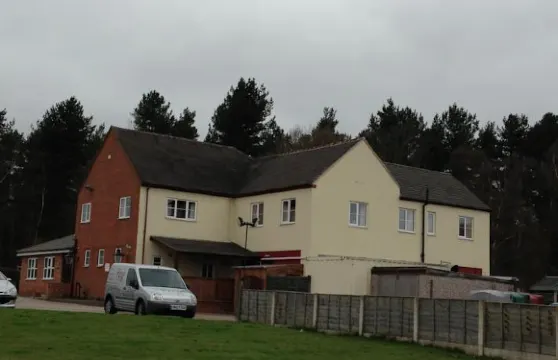 羅恩斯利拉格賓館