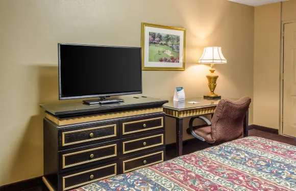 馬格努森印第安諾拉達美套房酒店