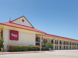 Red Roof PLUS+ Dallas - Addison