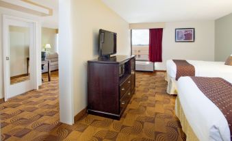 La Quinta Inn & Suites by Wyndham Memphis Airport Graceland